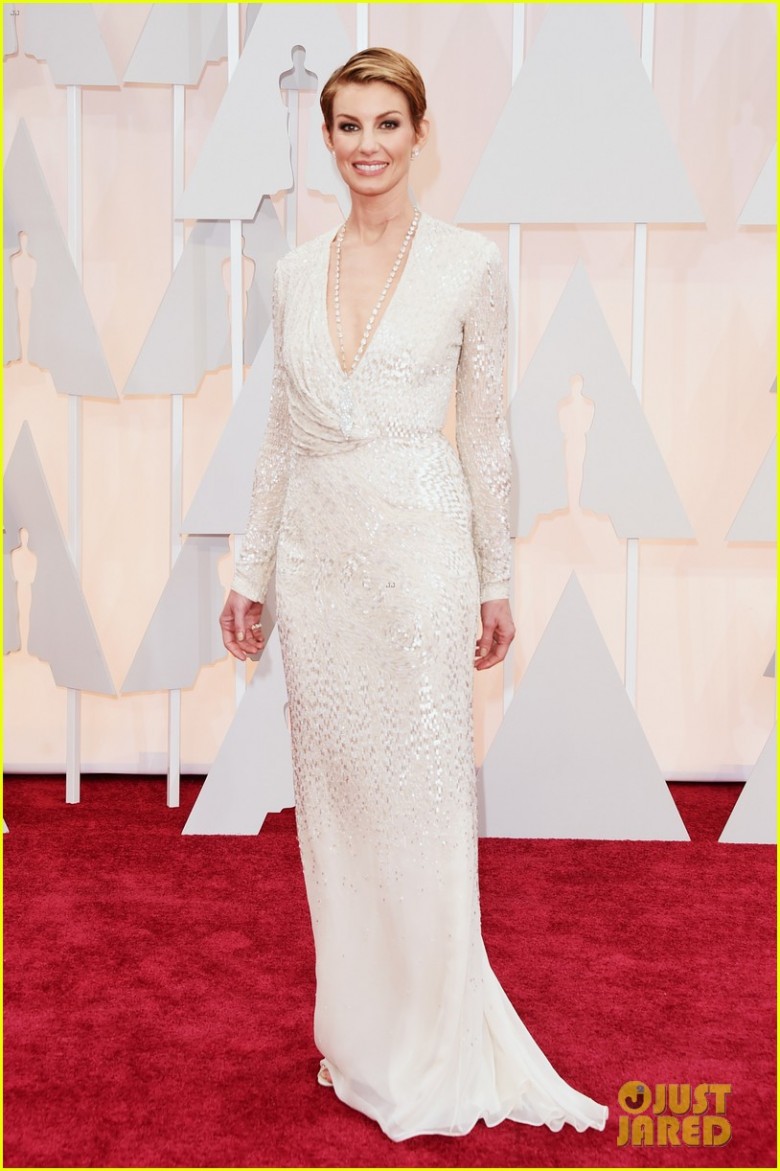 Faith_Hill-J_Mendel-Oscar_2015-Gabi_May