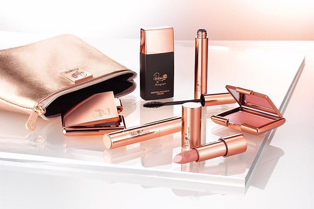 rosie_huntington_whiteley-makeup_line-1