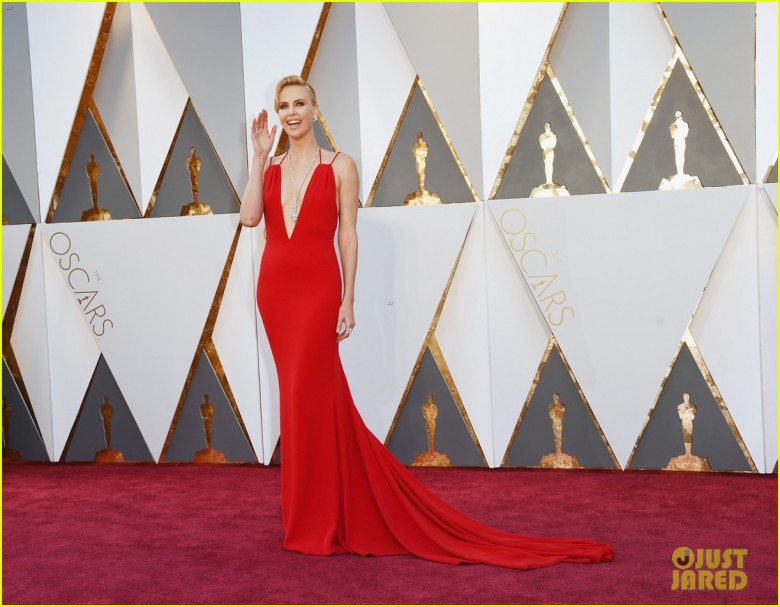 Charlize Theron Oscar 2016
