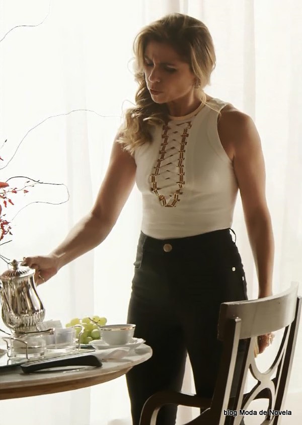 Looks da Atena