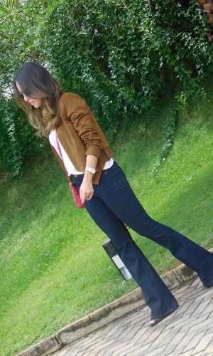 Look Anos 70 Gabi May