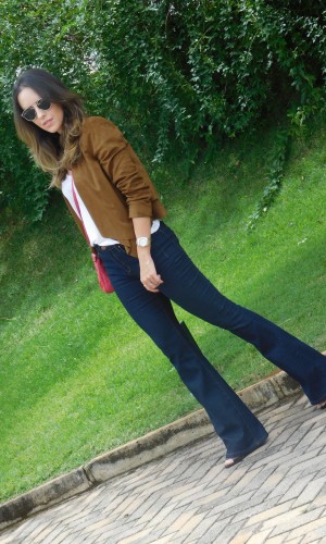 Look Anos 70 Gabi May