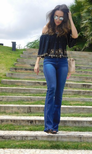 Ombros à Mostra Look do Dia