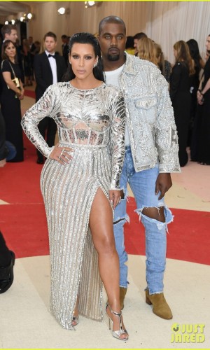 Kim Kardashian Baile do Met 2016