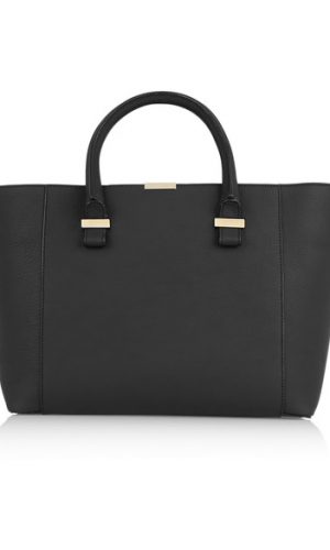 peças clássicas, essenciais, guarda-roupa, moda, estilo, classic, essential items, fashion, wardrobe, style, blazer