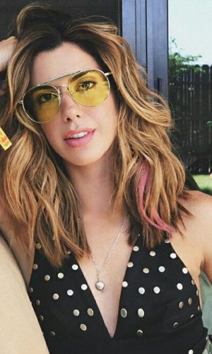 óculos com lente amarela, tendência, moda, estilo, tinted sunglasses, yellow lens, fashion, style, trend
