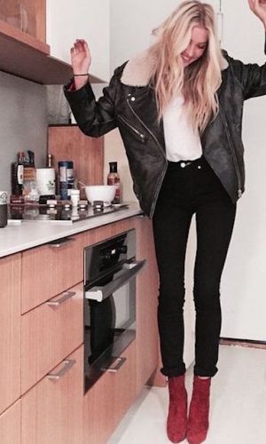 bota vermelha, moda, estilo, look, tendência, red boots, fashion, style, trend, outfit