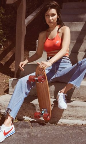 A nova campanha do Nike Cortez estrelada por Bella Hadid