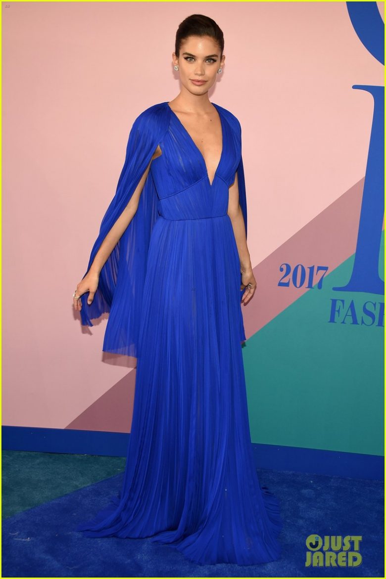 CFDA Fashion Awards, moda, estilo, look, premiação, tapete vermelho, red carpet, fashion, style, outfit, awards, Sara Sampaio