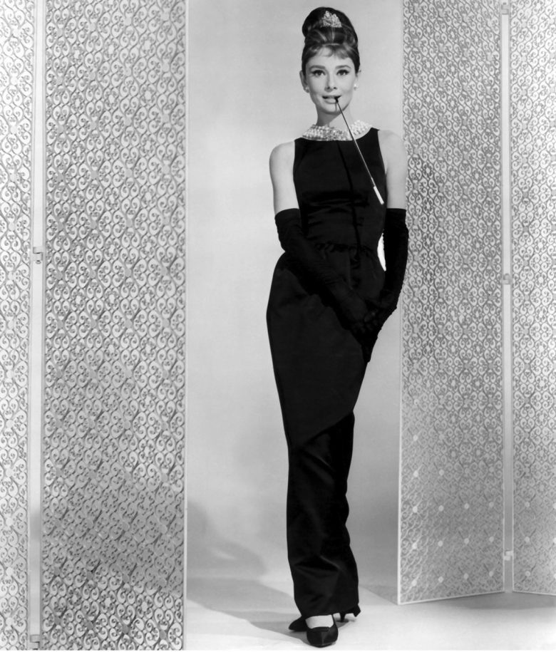 vestidos pretos icônicos, moda, estilo, inspiração, iconic black dresses, fashion, style, inspiration, Audrey Hepburn