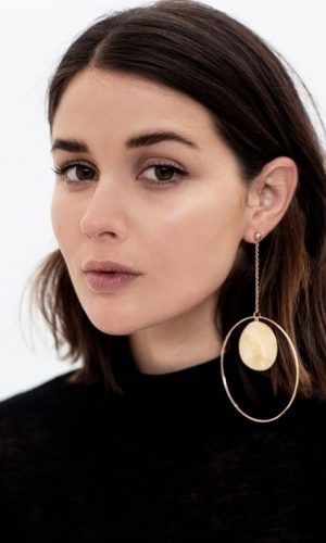 maxi brinco, tendência, moda, estilo, looks, statement earring, maxi earring, trend, fashion, style, outfits