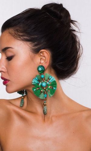 maxi brinco, tendência, moda, estilo, looks, statement earring, maxi earring, trend, fashion, style, outfits