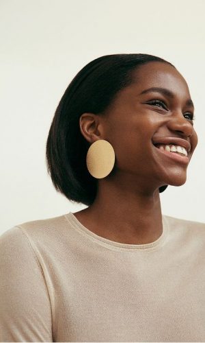 maxi brinco, tendência, moda, estilo, looks, statement earring, maxi earring, trend, fashion, style, outfits
