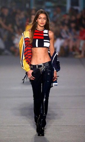 calça de cintura baixa, tendência, moda, estilo, low rise pants, trend, trend alert, fashion, style