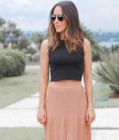 gabi may, look fácil, look do dia, moda, estilo, inspiração, saia mídi, cropped, easy outfit, ootd, outfit of the day, fashion, style, inspiration, trend, cropped top, midi skirt
