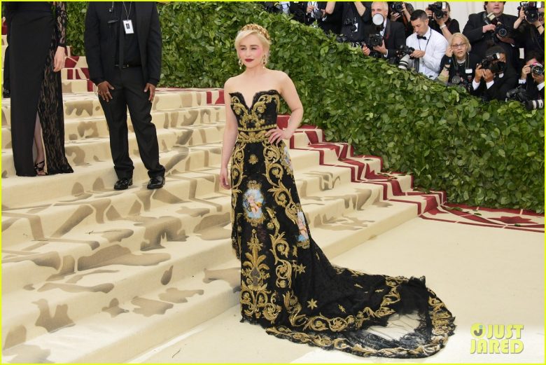 met gala 2018, moda, estilo, celebridades, looks, fashion, style, outfits, celebrities, emilia clarke