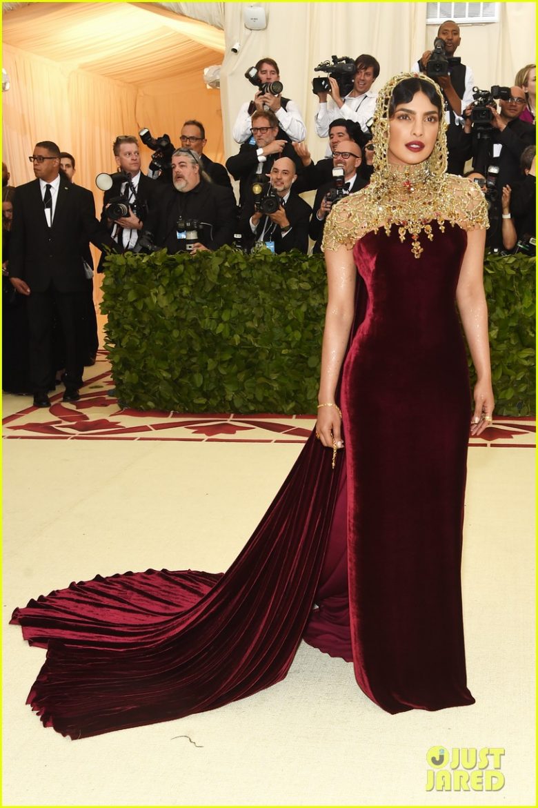 met gala 2018, moda, estilo, celebridades, looks, fashion, style, outfits, celebrities, priyanka chopra
