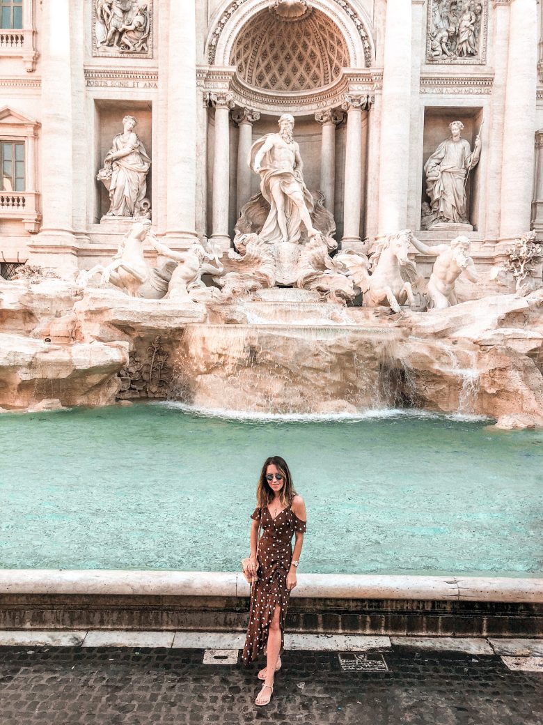 Fontana di Trevi, Roma, viagem, moda, estilo, look do dia, Gabi May, Trevi Fountain, Rome, travel, travel tips, fashion, style, ootd, outfit