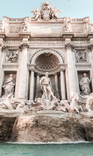 Fontana di Trevi, Roma, viagem, moda, estilo, look do dia, Gabi May, Trevi Fountain, Rome, travel, travel tips, fashion, style, ootd, outfit