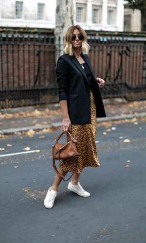 saia de onça, moda, estilo, midi, looks, inspiração, leopard skirt, midi skirt, fashion, style, inspiration, outfits
