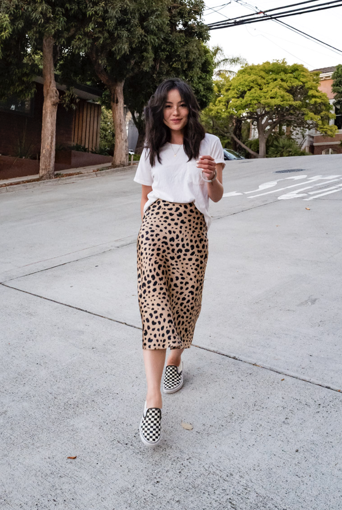 saia de onça, moda, estilo, midi, looks, inspiração, leopard skirt, midi skirt, fashion, style, inspiration, outfits