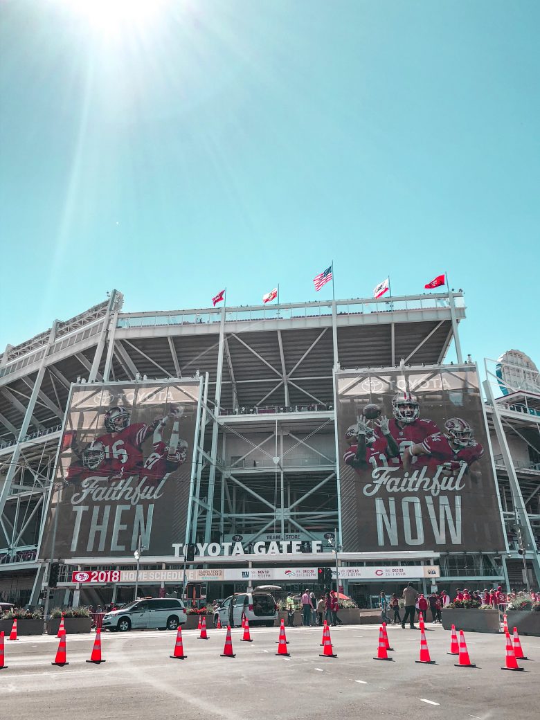 gabi may, NFL, 49ers, jimmy garoppolo, football, travel, viagem, futebol americano, esporte, levi's stadium