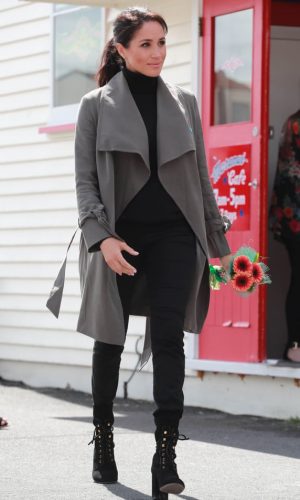 meghan markle, duquesa de sussex, looks, moda, estilo, turnê oceania, duchess of sussex, prince harry, outfits, fashion, style, inspiration, what meghan wore, australia, new zealand, fiji, tonga