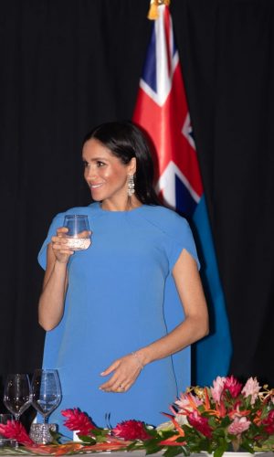 meghan markle, duquesa de sussex, looks, moda, estilo, turnê oceania, duchess of sussex, prince harry, outfits, fashion, style, inspiration, what meghan wore, australia, new zealand, fiji, tonga