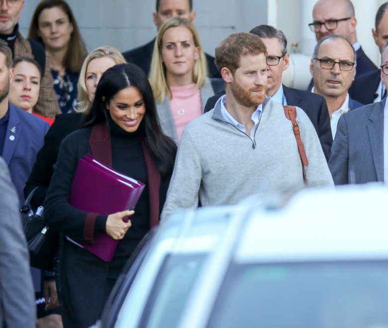 meghan markle, duquesa de sussex, looks, moda, estilo, turnê oceania, duchess of sussex, prince harry, outfits, fashion, style, inspiration, what meghan wore, australia, new zealand, fiji, tonga, rotorua