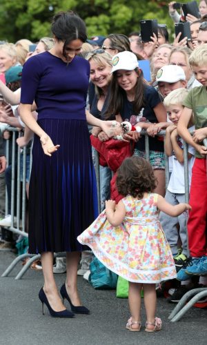 meghan markle, duquesa de sussex, looks, moda, estilo, turnê oceania, duchess of sussex, prince harry, outfits, fashion, style, inspiration, what meghan wore, australia, new zealand, fiji, tonga, rotorua