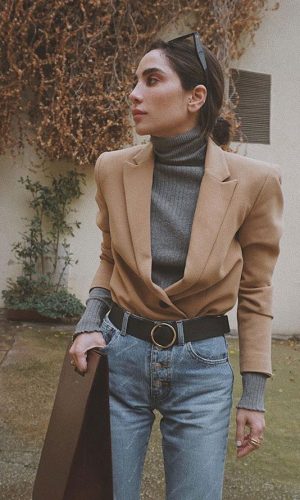 blazer para dentro, moda, estilo, look, inspiração, tendência, tucked in blazer, fashion, style, inspiration, outfit, trend, styling trick, truque de styling