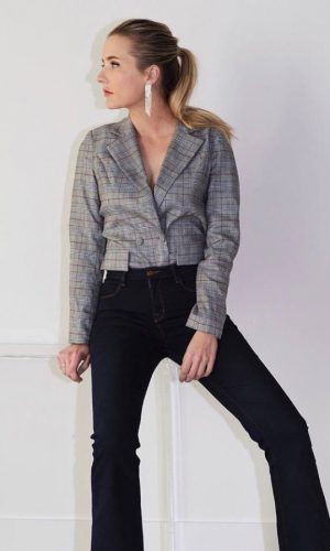 blazer para dentro, moda, estilo, look, inspiração, tendência, tucked in blazer, fashion, style, inspiration, outfit, trend, styling trick, truque de styling