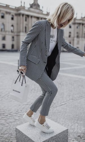 trabalhar de tênis, look confortável, look trabalho, moda, estilo, tendência, estilo esportivo, comfortable outfit, work outfit, sneakers at work, fashion, style, sporty style, trend