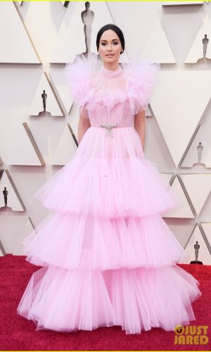 oscar 2019, tapete vermelho, celebridades, hollywood, moda, vestidos, looks, 2019 oscars, gowns, red carpet, celebrities, award season, kacey musgraves