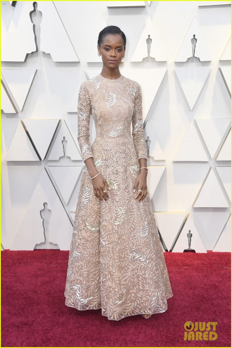 oscar 2019, tapete vermelho, celebridades, hollywood, moda, vestidos, looks, 2019 oscars, gowns, red carpet, celebrities, award season, letitia wright, dior haute couture