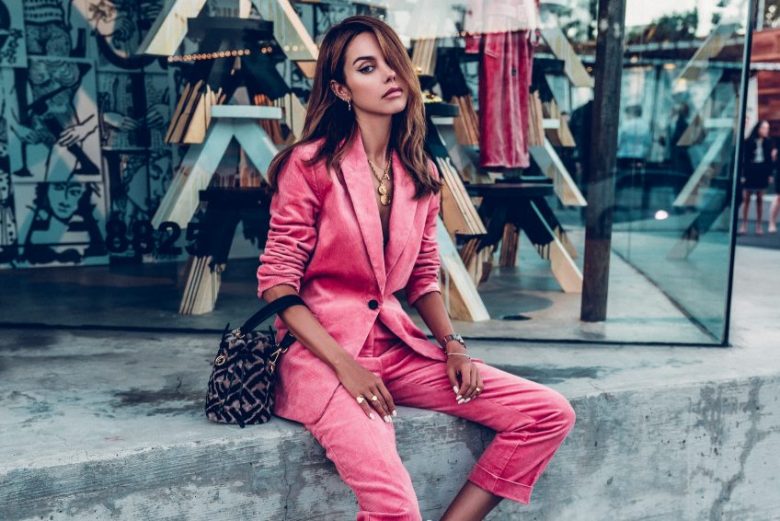 terninho rosa, tendência, moda, estilo, look, trend, fashion, style, outfit, pink suit, pant suit