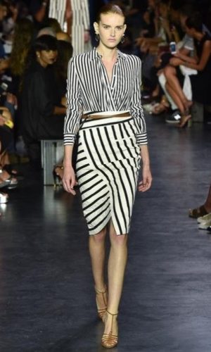 listras diferentes, mistura de estampa, truque de estilo, moda, estilo, street style, fashion, style, styling trick, different stripes, mix of prints