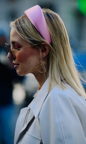 tiaras, moda, estilo, acessório de cabelo, hair accessories, padded headband, fashion, style, trend, tendência, street style, tiara acolchoada, leonie hanne