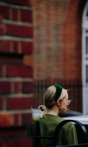 tiaras, moda, estilo, acessório de cabelo, hair accessories, padded headband, fashion, style, trend, tendência, street style, tiara acolchoada, leonie hanne