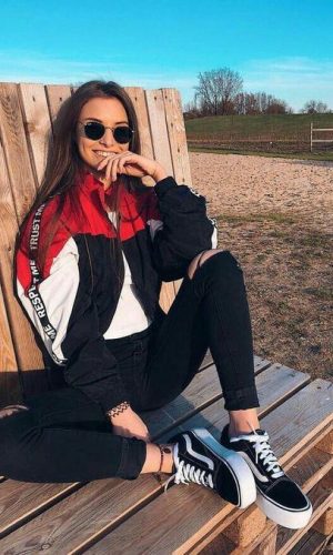 jaqueta corta vento, moda, estilo, looks, anos 90, tendência, estilo esportivo, sporty style, fashion, style, outfits, windbreaker jacket, trend