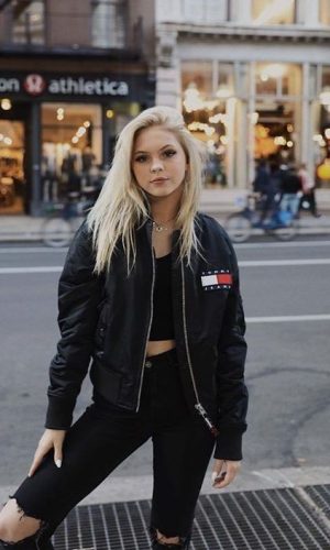jaqueta corta vento, moda, estilo, looks, anos 90, tendência, estilo esportivo, sporty style, fashion, style, outfits, windbreaker jacket, trend