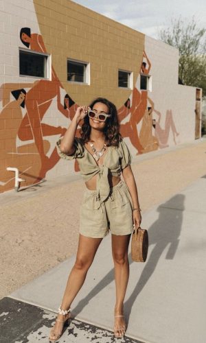 sandálias quadradas, moda, estilo, looks, tendência, anos 2000, fashion, style, outfits, trend, 2000s, square toe sandals