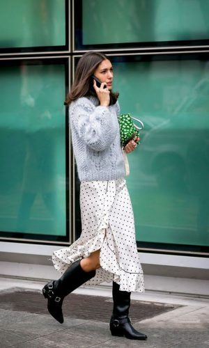 saias de poá, street style, ganni, moda, look, estilo, tendência, fashion, style, outfit, wrap polka dot skirt