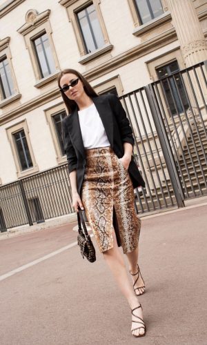 sandálias quadradas, moda, estilo, looks, tendência, anos 2000, fashion, style, outfits, trend, 2000s, square toe sandals
