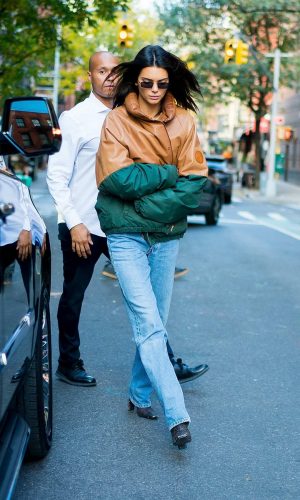 jaqueta corta vento, moda, estilo, looks, anos 90, tendência, estilo esportivo, sporty style, fashion, style, outfits, windbreaker jacket, trend