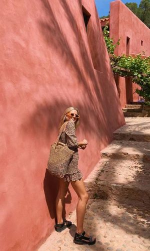 papete, tendência, chunky tourist sandals, trend, ugly shoes