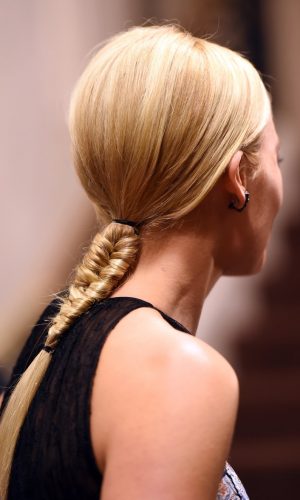 beleza, cabelo, penteado, margot robbie, beauty, hair, hairstyle, fishtail braid, trança espinha de peixe