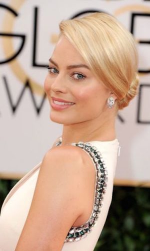 beleza, cabelo, penteado, margot robbie, beauty, hair, hairstyle, coque baixo, low bun
