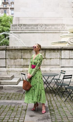 look rosa e verde, color block, pink and green