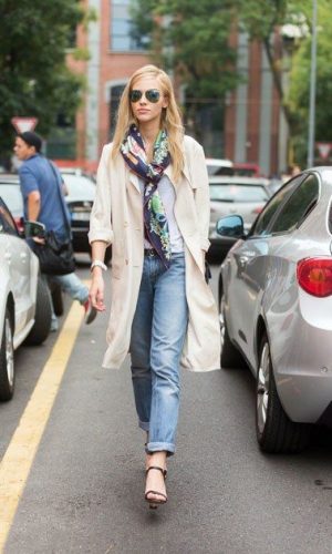 lenço no pescoço, moda, estilo, looks, inspiração, truque de estilo, styling trick, fashion, neck scarf, outfits